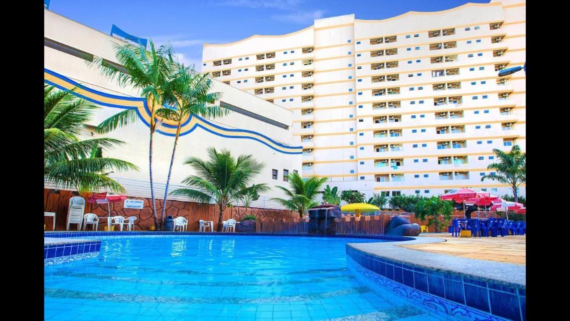 Hotel Golden Dolphin Com Cafe Da Manha! Piscinas 24H Калдас-Новас Екстер'єр фото