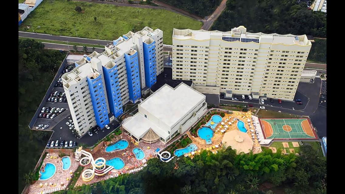 Hotel Golden Dolphin Com Cafe Da Manha! Piscinas 24H Калдас-Новас Екстер'єр фото