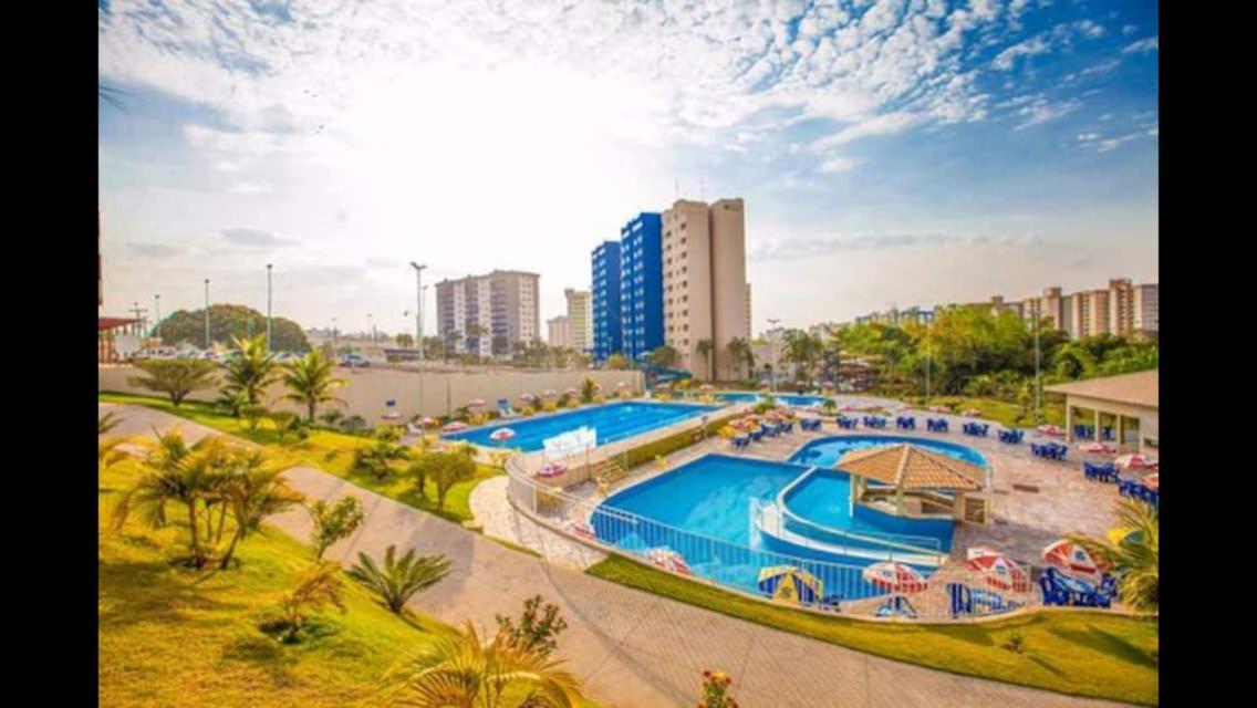 Hotel Golden Dolphin Com Cafe Da Manha! Piscinas 24H Калдас-Новас Екстер'єр фото